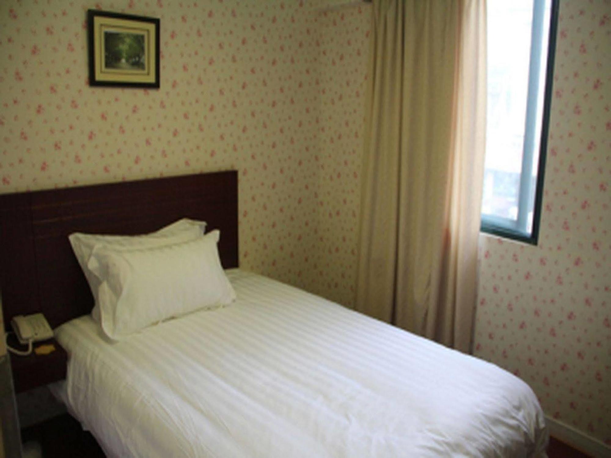 Jingjiang Maglev Station Hotel Shanghai